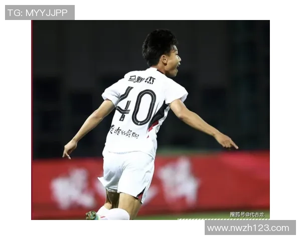 武汉足球队以83分领跑挑战赛积分榜展现强大实力与团队合作精神